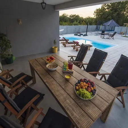 Vila Beautiful With Private Swimming Pool Brisevo