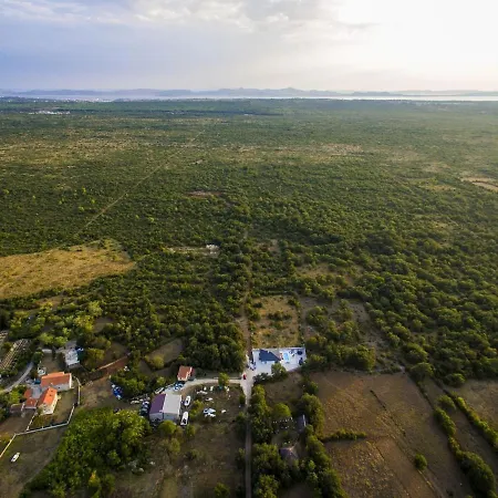 Vila Beautiful With Private Swimming Pool